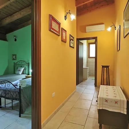 Casa Vacanza Sax A Racale